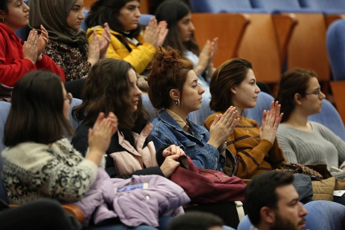 PA&Uuml;&rsquo;de "Kariyerime Engel Yok&rdquo; paneli