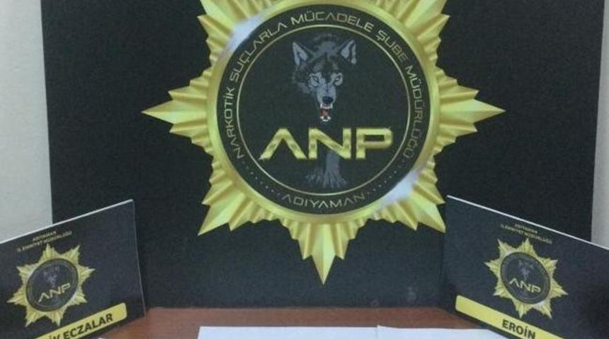 Eroin ve sentetik hap ele ge&ccedil;irildi