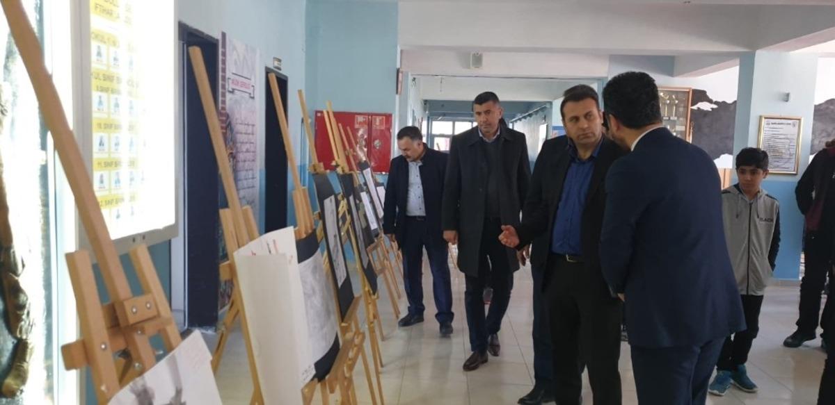 &Ouml;ğrencilerden anlamlı resim sergisi