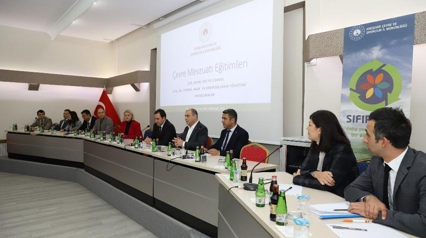 Sanayi Tesislerine &Ccedil;evre Mevzuatı ve Uygulamaları Semineri