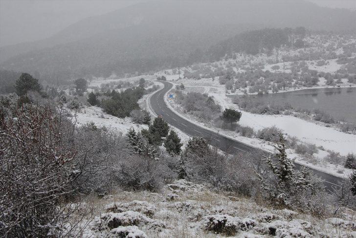 Ankara'da kar yağışı etkili oluyor! Belediye teyakkuzda G1