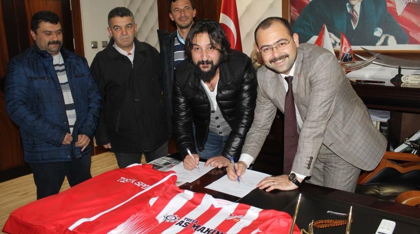 Belediye başkanı, amat&ouml;r ligde futbol oynayacak