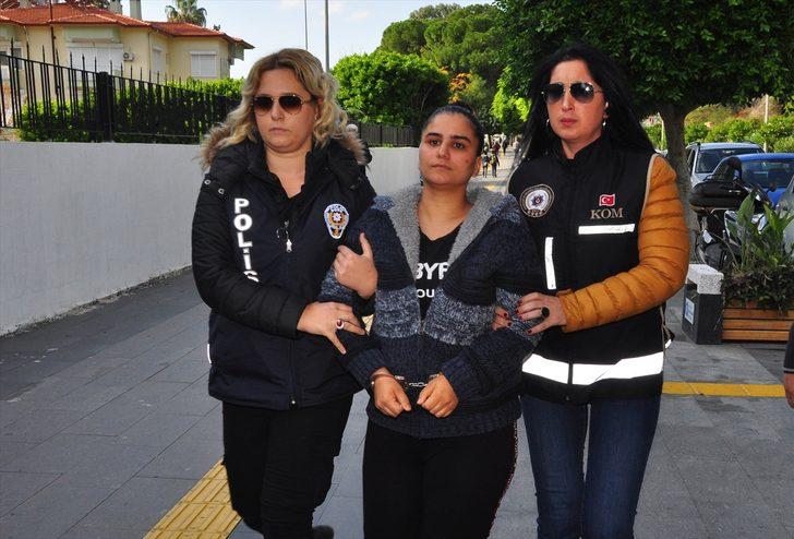 Antalya'daki cinayetin şüphelileri adliyede sevk edildi G3