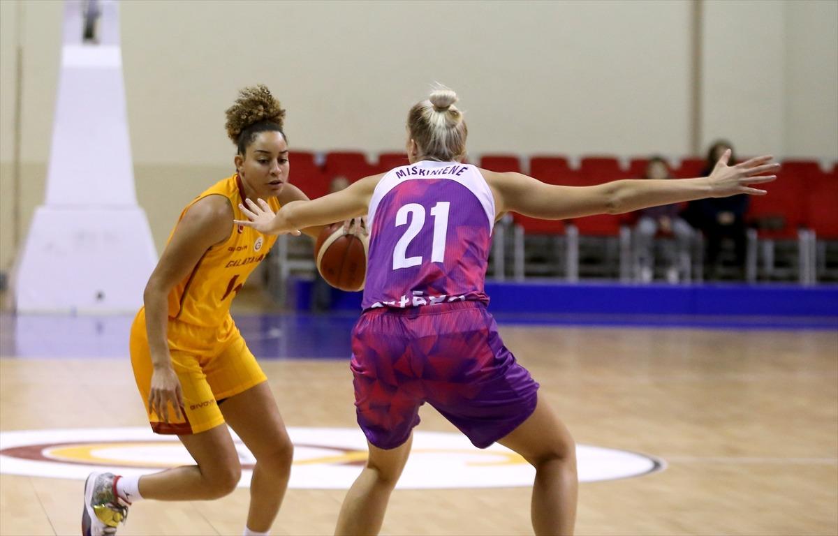 Galatasaray 85 - 76 Artego