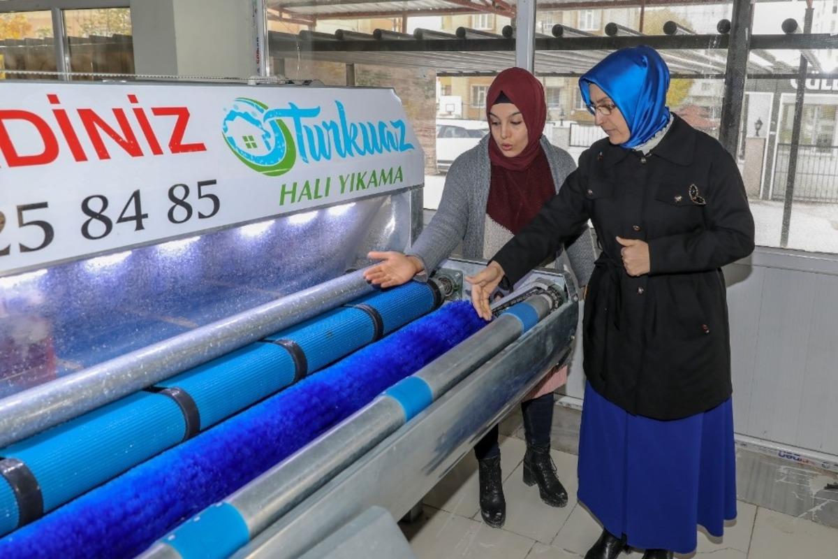 Vali Bilmez&rsquo;in eşinden girişimcilere ziyaret