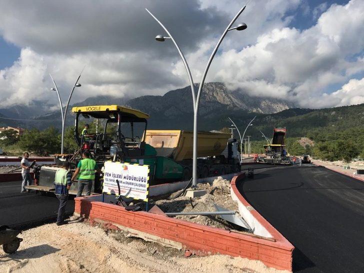 Kemer’de yol çalışmaları G4