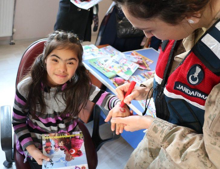 Özel çocukların Jandarma sevgisi G3