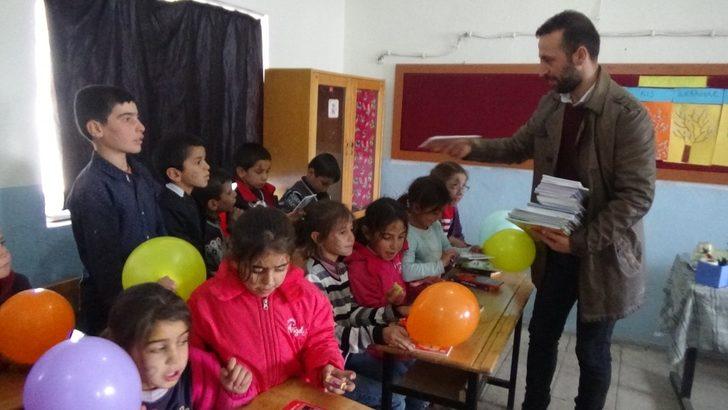 Üniversite öğrencileri minik yürekleri sevindirdi G2