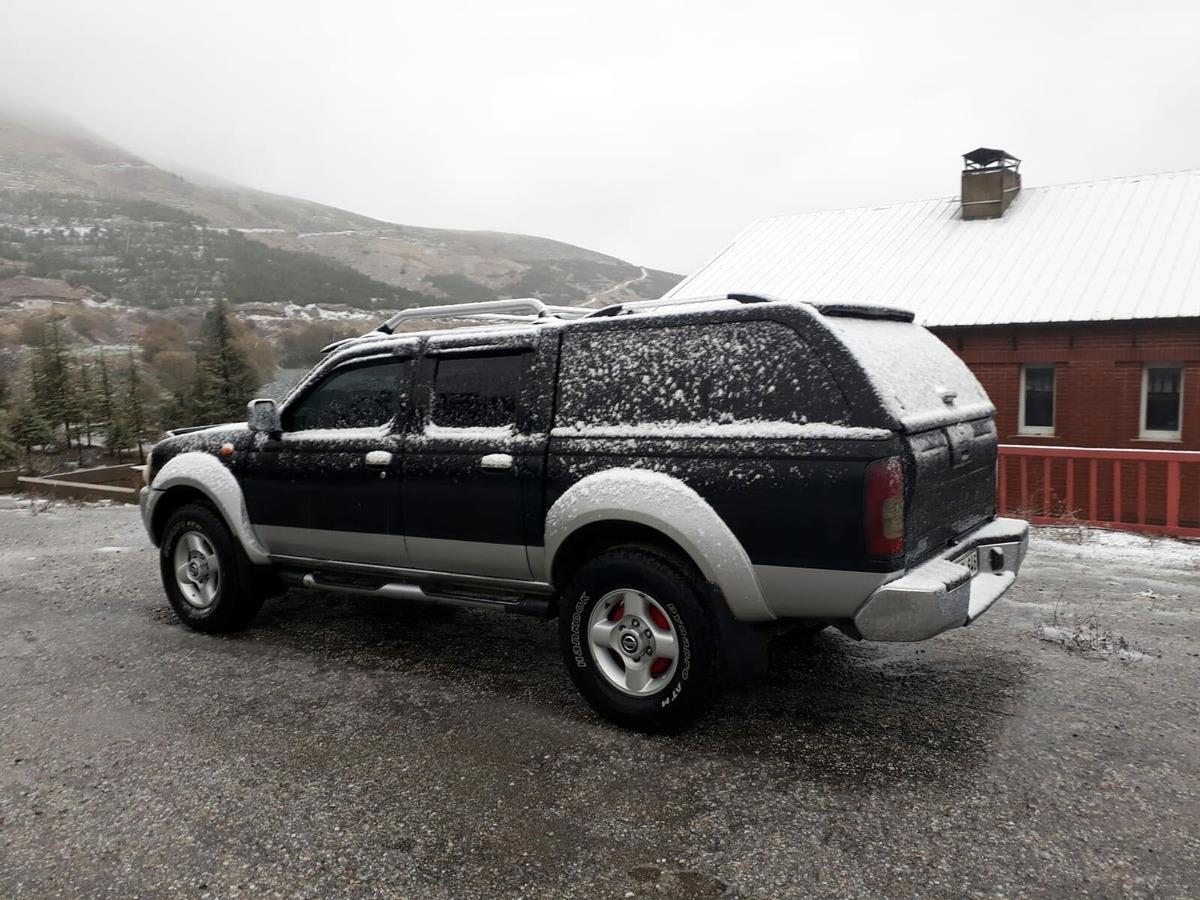 İzmir'de kar s&uuml;rprizi! 