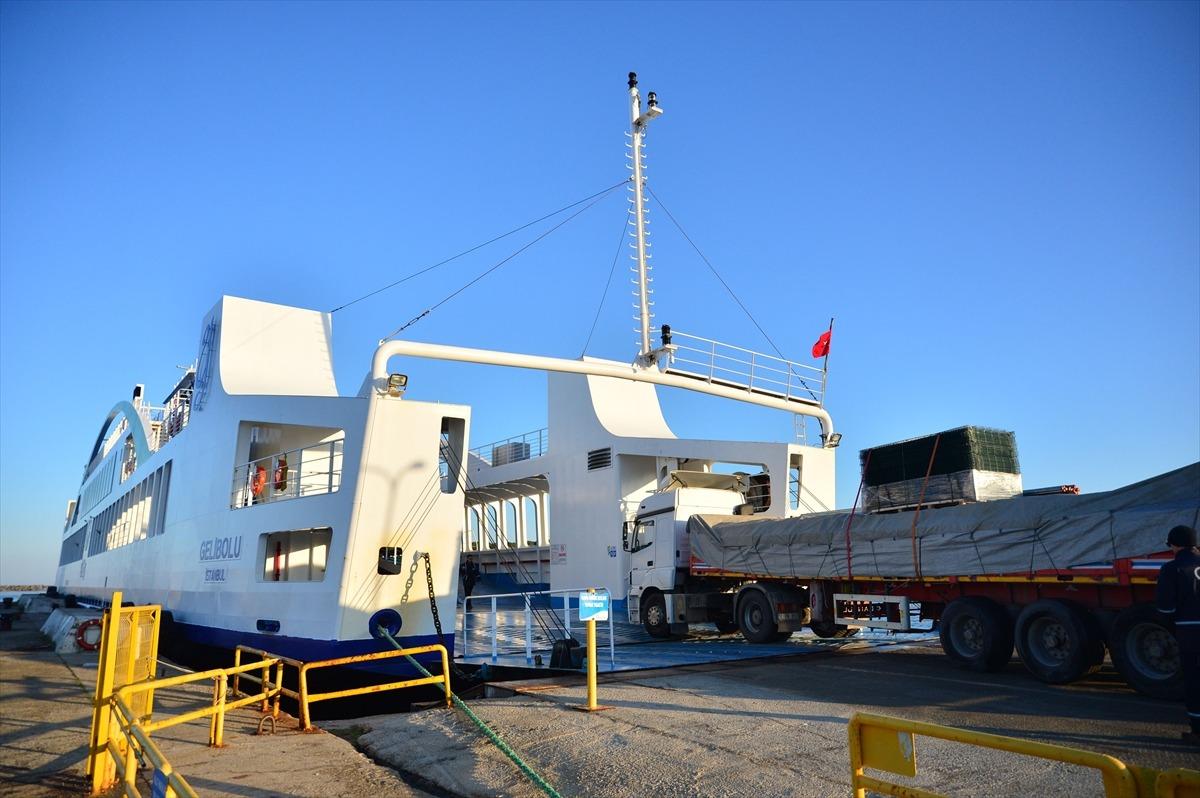&Ccedil;anakkale'de gemi kaptanları AA'nın fotoğrafları i&ccedil;in oy kullandı