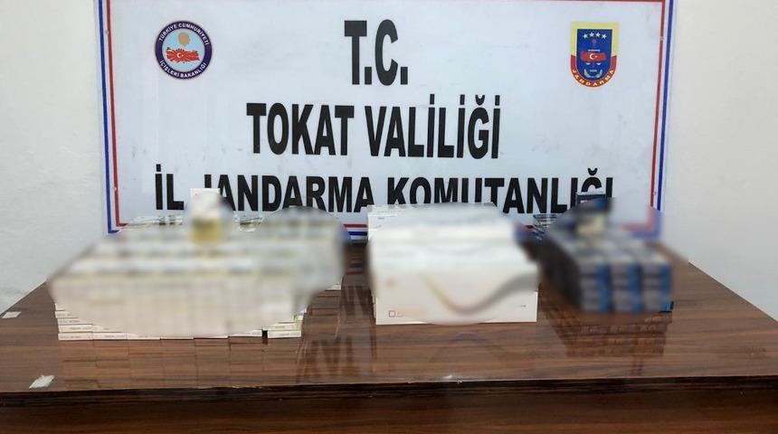 Tır zulasından 132 paket ka&ccedil;ak sigara &ccedil;ıktı