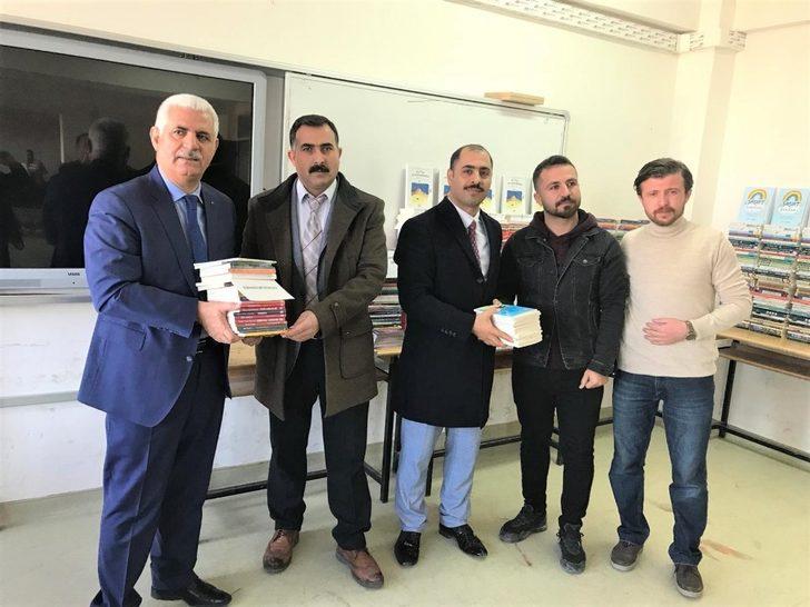 ‘Endülüs Okuma Projesi’ ile öğrenciler kitap okuyor G3