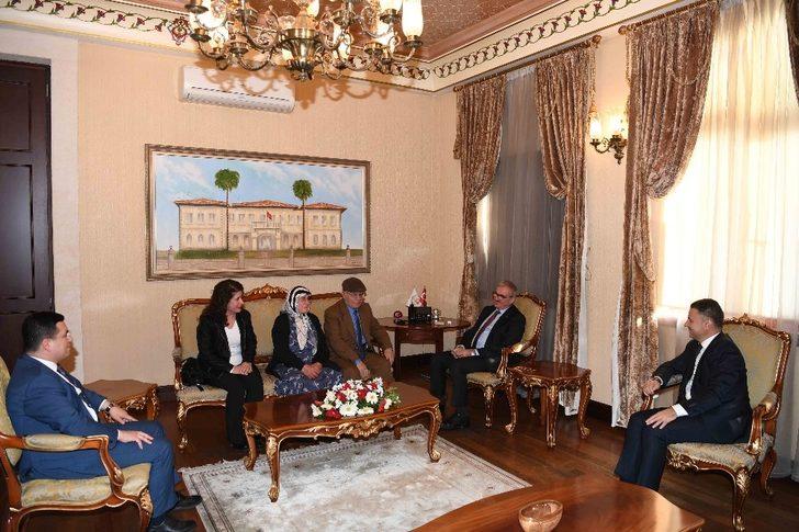 Hayırsever çiftten okul protokolü G3