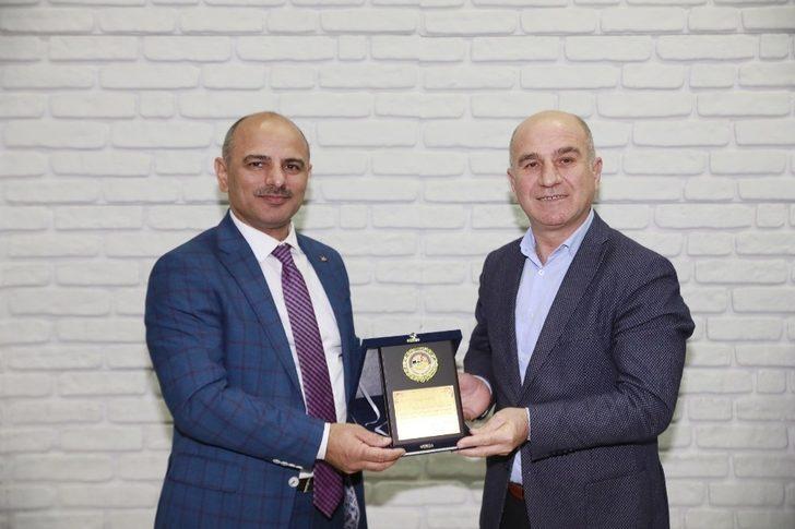 Başkan Söğüt emekli olan personelleri ile buluştu G3