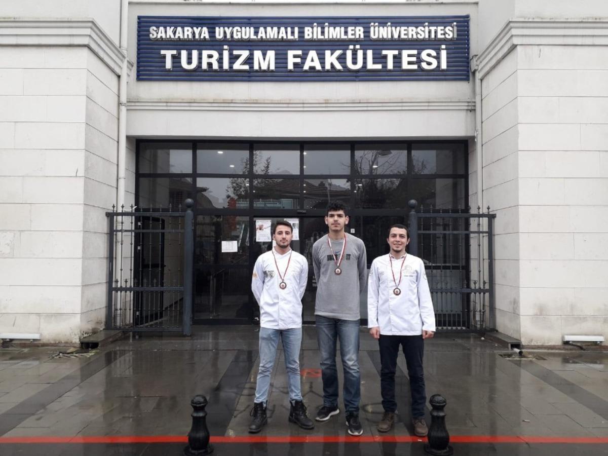 SUB&Uuml;&rsquo;de, Gastronomi alanında bir başarı daha