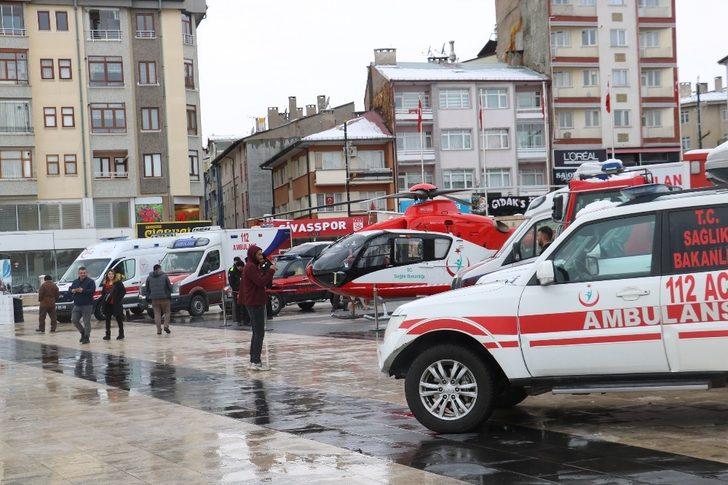 Kent merkezine inen hava ambulansı görücüye çıktı G4