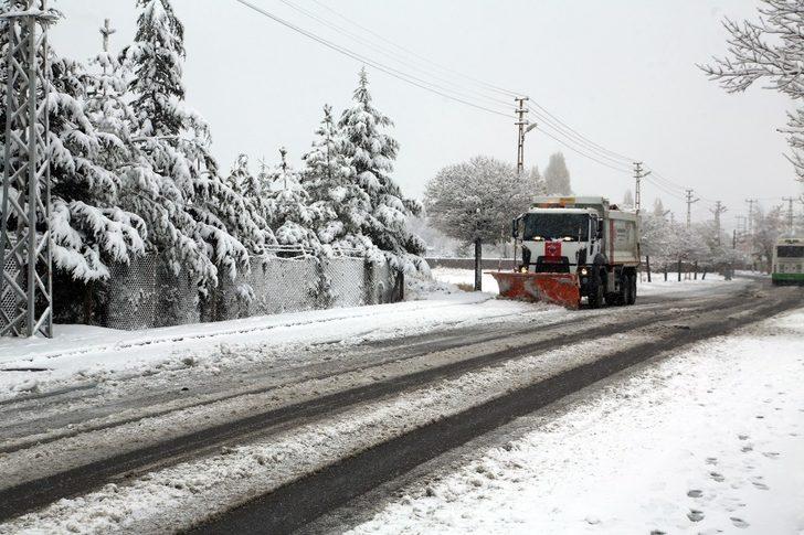 Talas’ta karla mücadele ekipleri sahada G2