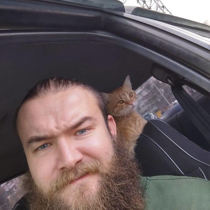 Bu taksinin muavini bir kedi! G2