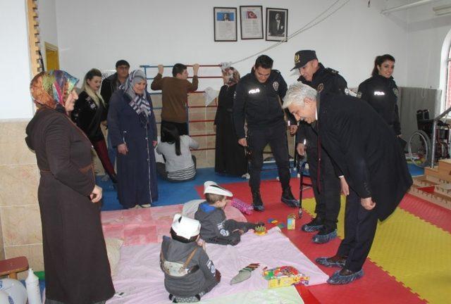 Tavşanlı polisinden ziyaret