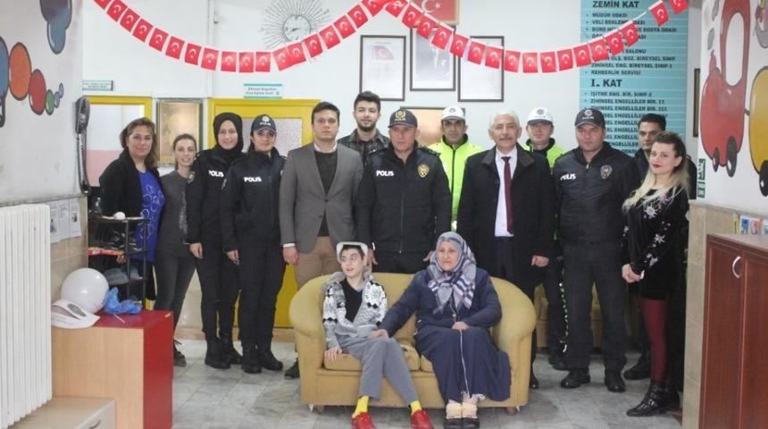 Tavşanlı polisinden ziyaret