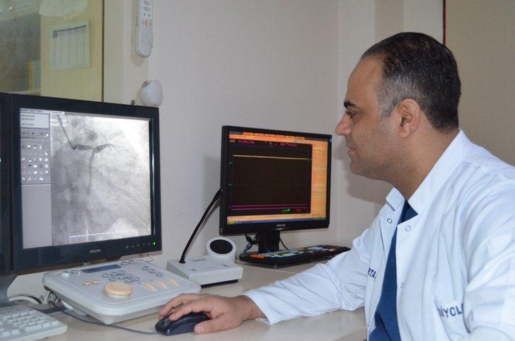 DÜ Kalp Hastanesi dünyaya açıldı G2