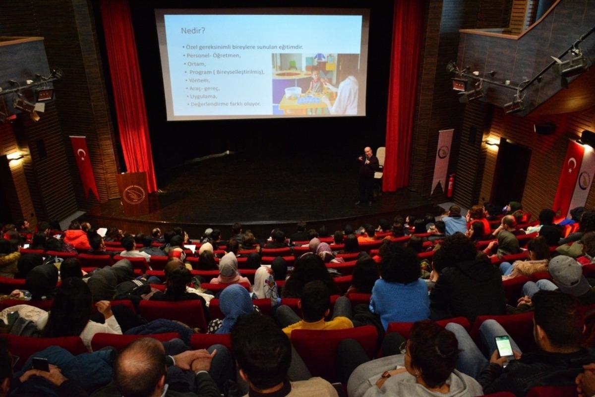 &Ouml;zel gereksinimli bireyler i&ccedil;in farkındalık etkinliği