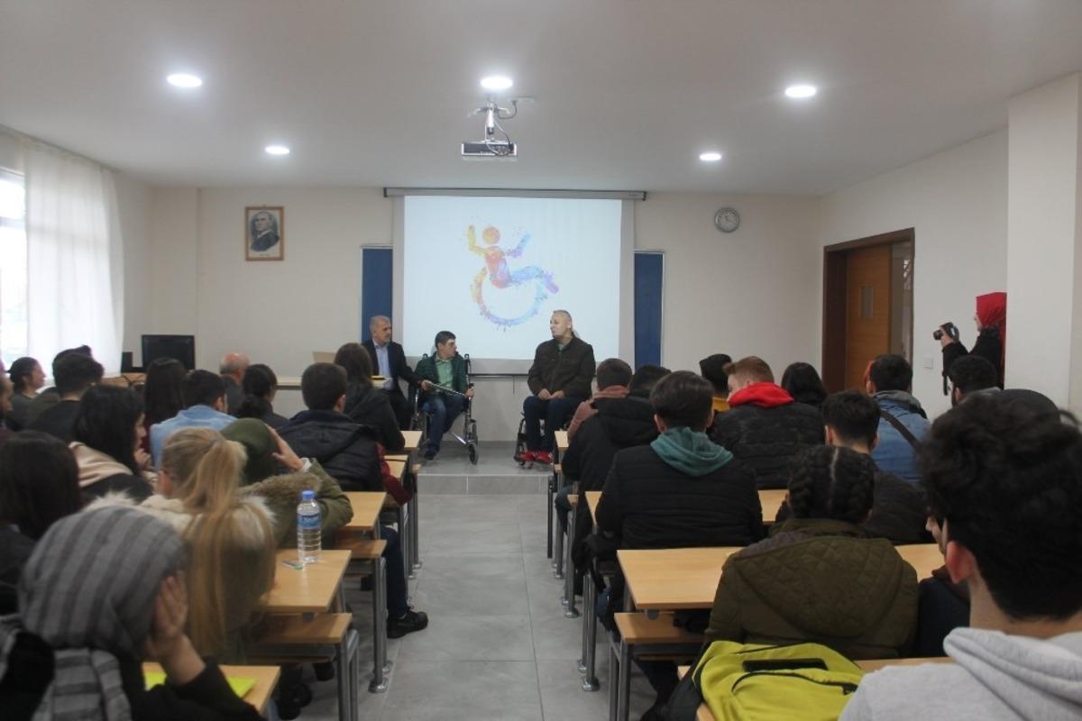 Sakarya MYO&rsquo;dan anlamlı etkinlik