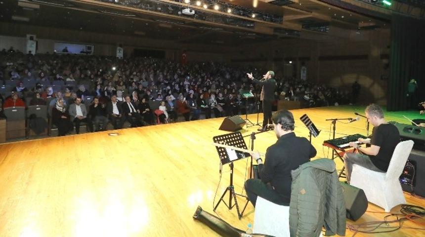 Mustafa Cihat, Şehitkamil&rsquo;de unutulmaz bir gece yaşattı