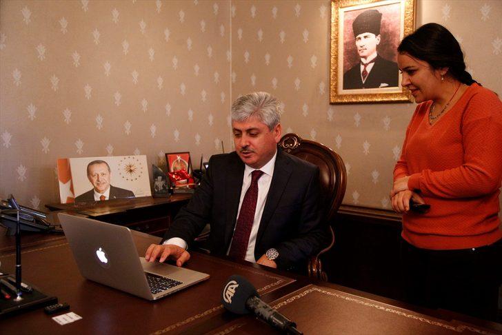 Hatay Valisi Rahmi Doğan, AA'nın "Yılın Fotoğrafları" oylamasına katıldı G2