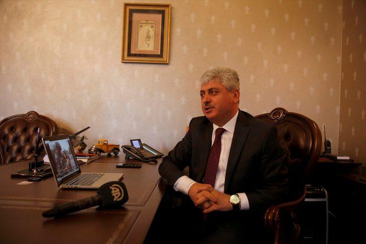 Hatay Valisi Rahmi Doğan, AA'nın "Yılın Fotoğrafları" oylamasına katıldı G3