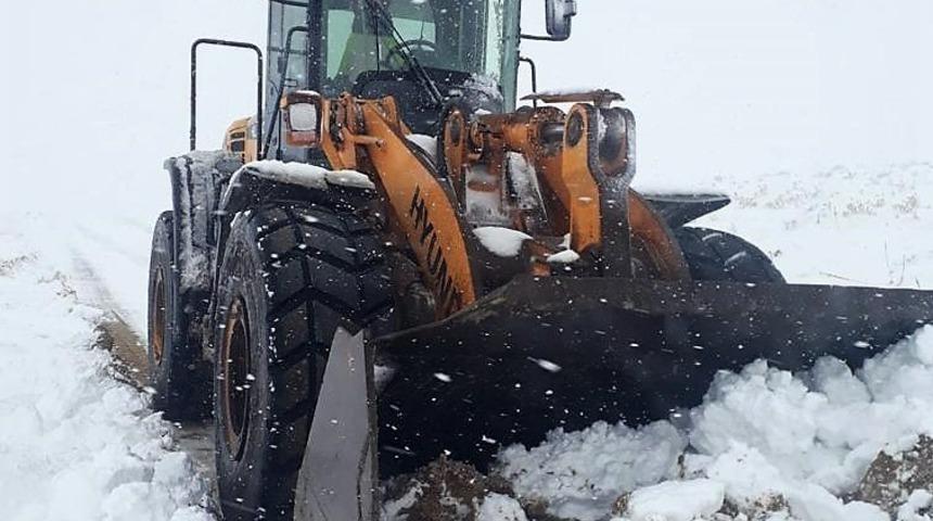 Kahramanmaraş&rsquo;ta kar mesaisi başladı