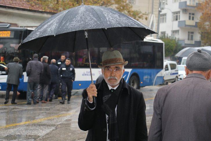 Elazığ’da sağanak yağış etkili oluyor G4