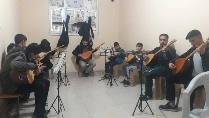 Dicle HEM’de bin 182 kursiyer eğitim alıyor G2