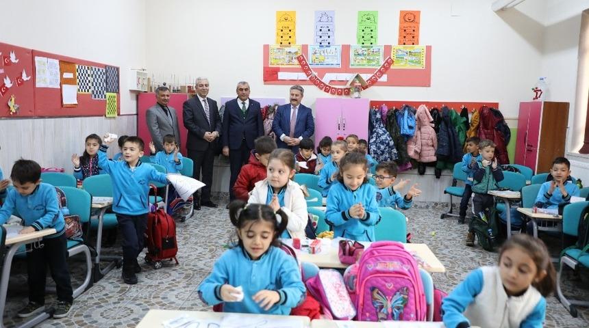 Melikgazi&rsquo;den &ouml;ğrencilere ağız ve diş eğitimi