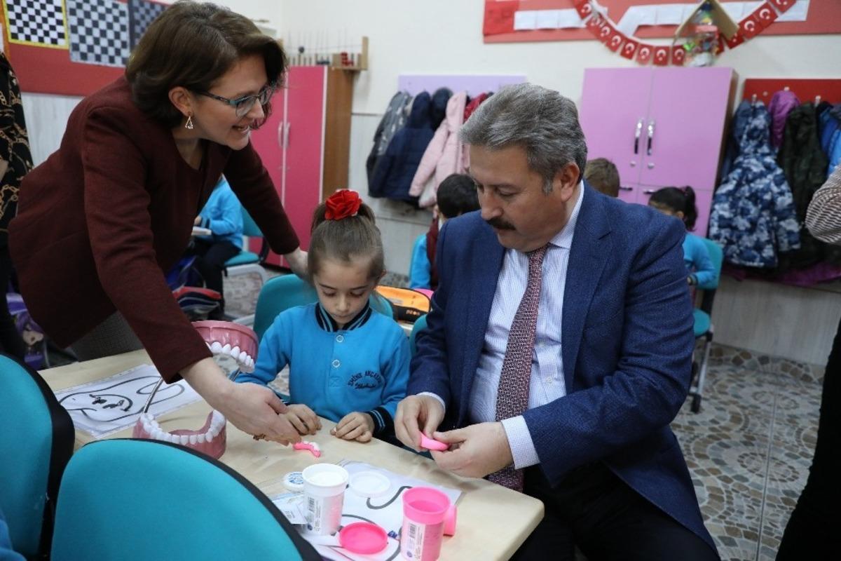 Melikgazi&rsquo;den &ouml;ğrencilere ağız ve diş sağlığı eğitimi