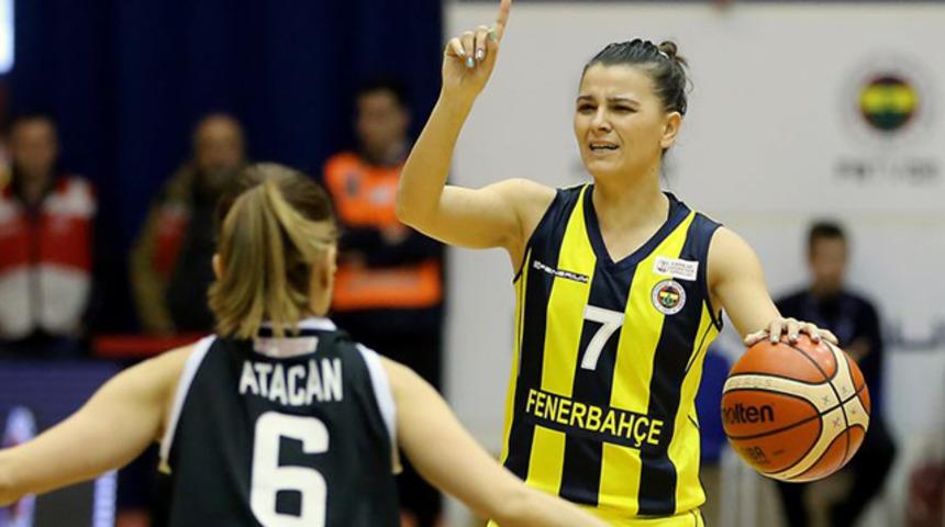 Fenerbahçe'den Birsel Vardarlı Demirmen'e jübile