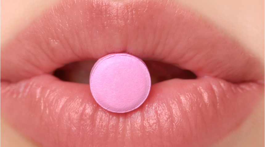 Bir ay midede kalan doğum kontrol hapı! 