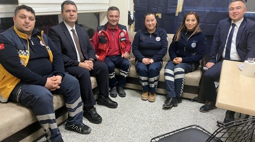 Uğur Bilge&rsquo;den 112 istasyonlarına s&uuml;rpriz gece ziyareti