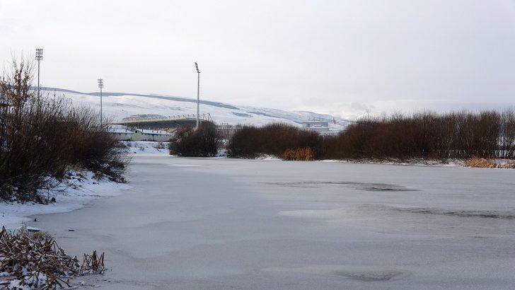 Kura Nehri buz tuttu G5