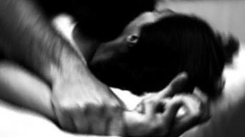 Mahkum hastanede kadına tecav&uuml;z etti