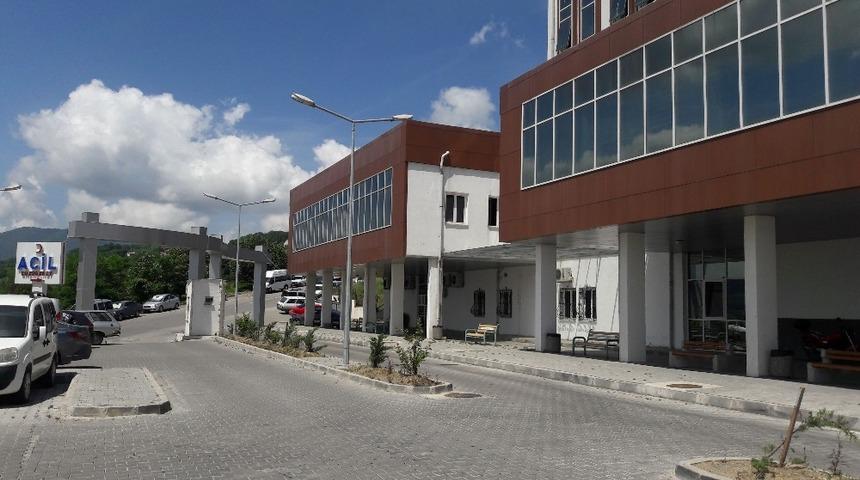 &Ccedil;ocuğu tarafından evinde &ouml;l&uuml; bulundu