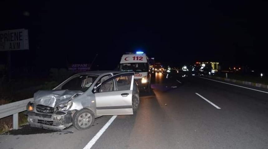 S&ouml;ke&rsquo;de trafik kazası: 2 yaralı