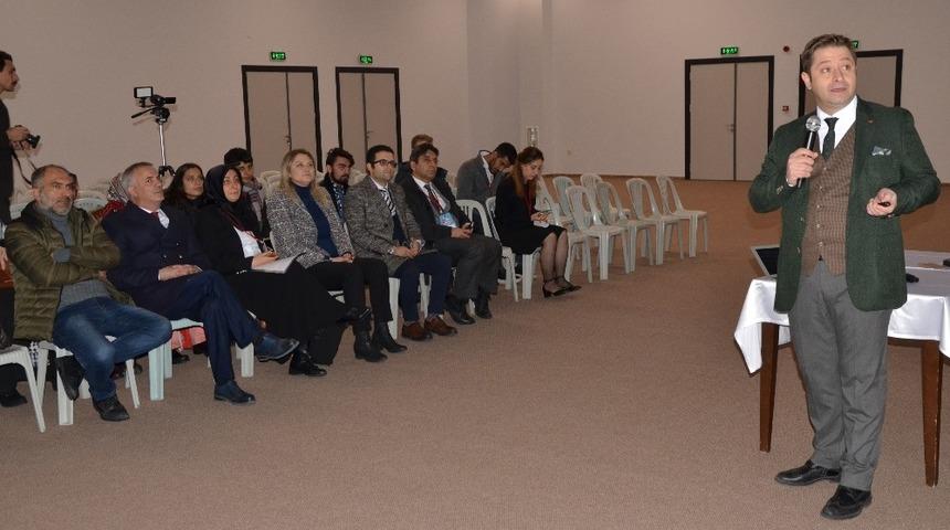 ETSO&rsquo;nun girişimcilik s&ouml;yleşileri, istihdam fuarına renk kattı