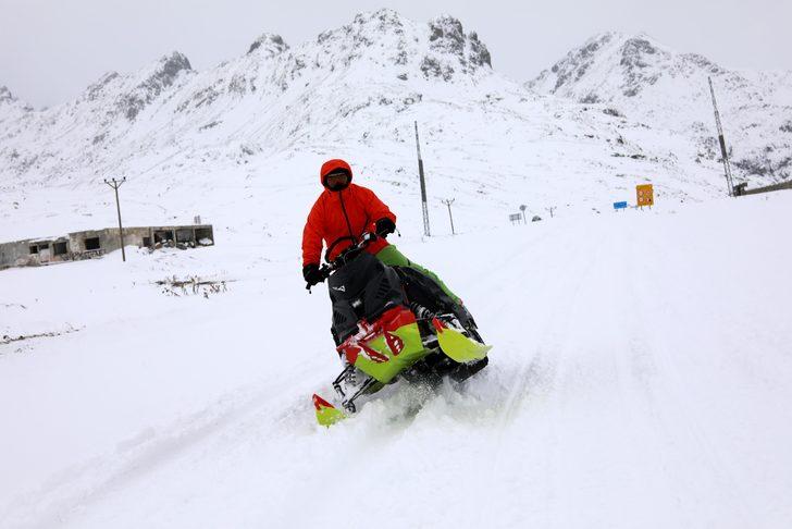 Ovit Dağı'nda kar motorlarıyla gösteri G5