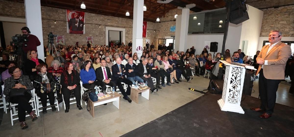 Urla&rsquo;da Kadın Hakları G&uuml;n&uuml; kutlandı