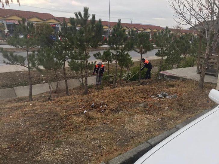 Sungurlu’da mezarlıklar bakıma alındı G1