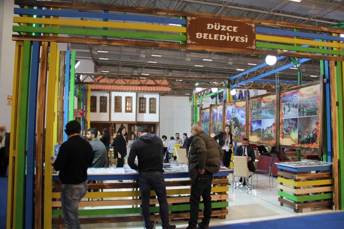 D&uuml;zce Belediyesi, Travel Turkey İzmir Fuarında şehri tanıtıyor