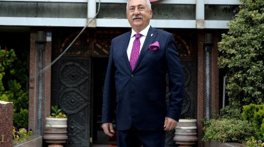 TESK Başkanı Palandöken: “Yeni yıl indirim kampanyalarına dikkat”