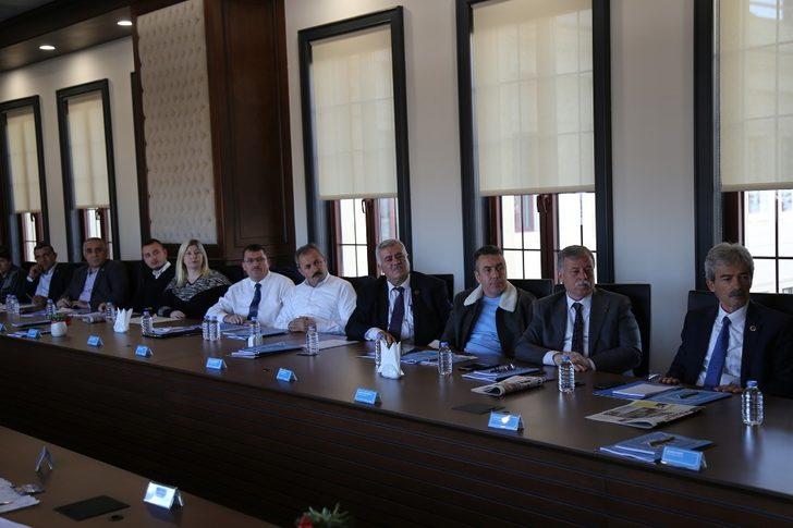 Başkan Akgün, mahalle muhtarları ile birlikte 2020 yılını planladı G3