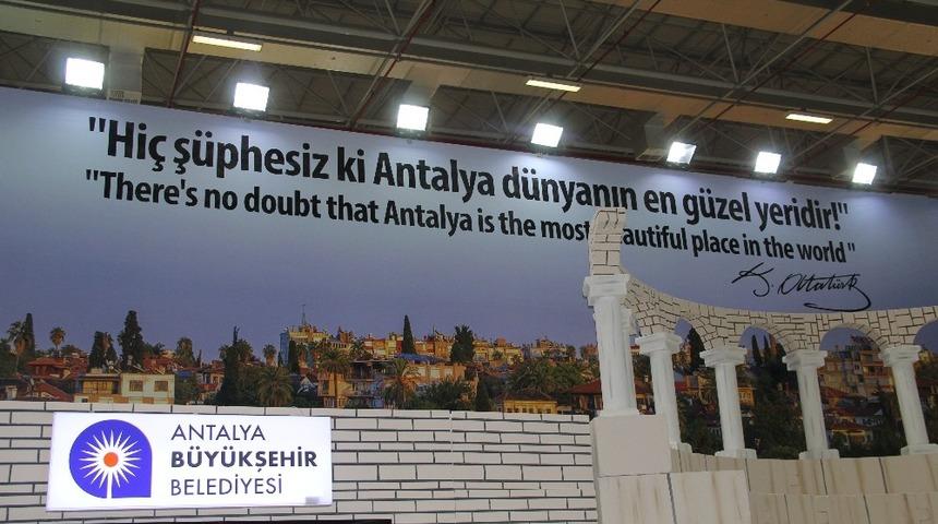 Başkan B&ouml;cek: "Hedefimiz 20 milyon turisti ağırlamak"